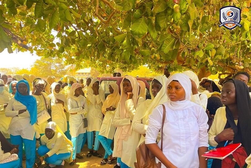 488595613_1146024610868883_77030_n